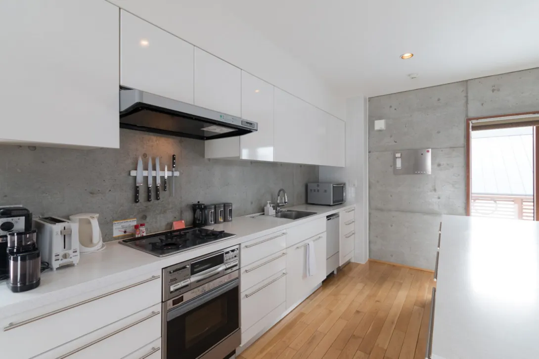 kitchen (1)